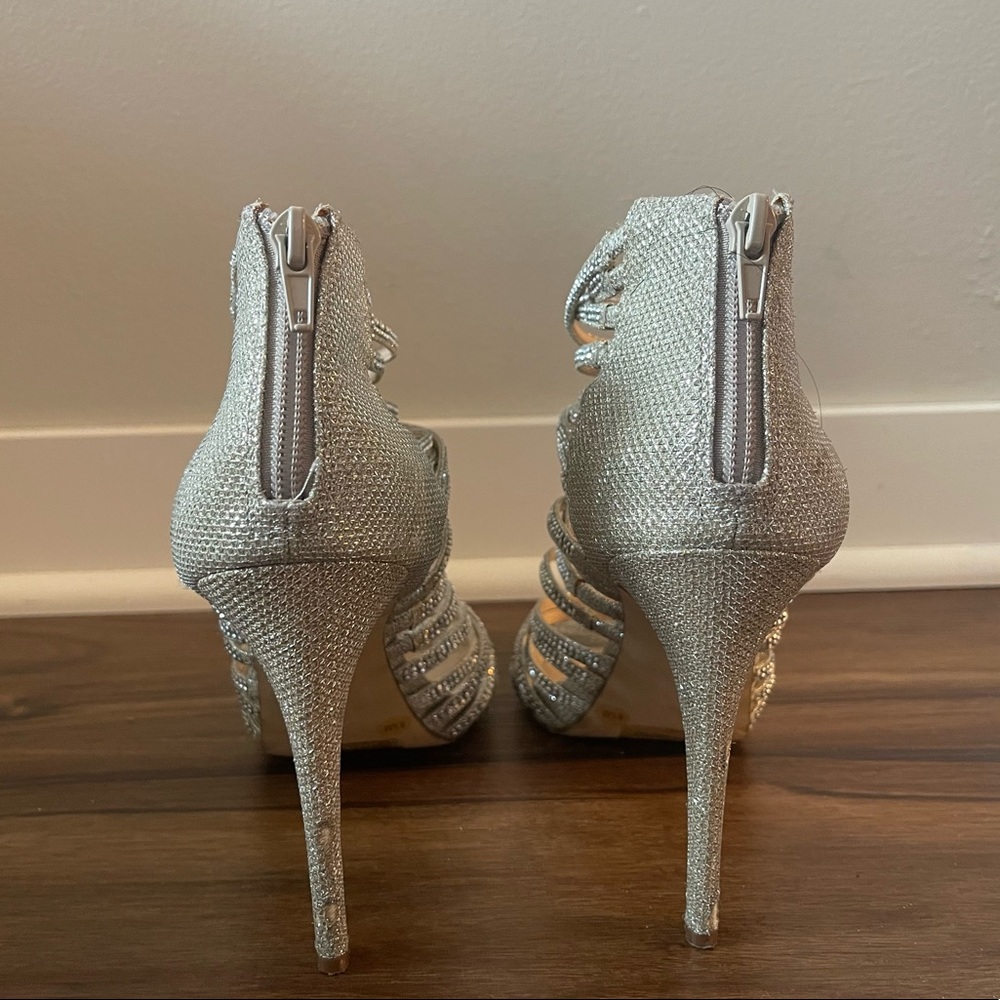 INC International Concepts Women’s Silver Rhinestone Heels Pumps - 8.5 - Picture 3 of 4